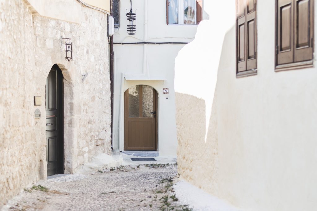 The Old Town of Rhodes off the beaten path - from travel blog http://Epepa.eu
