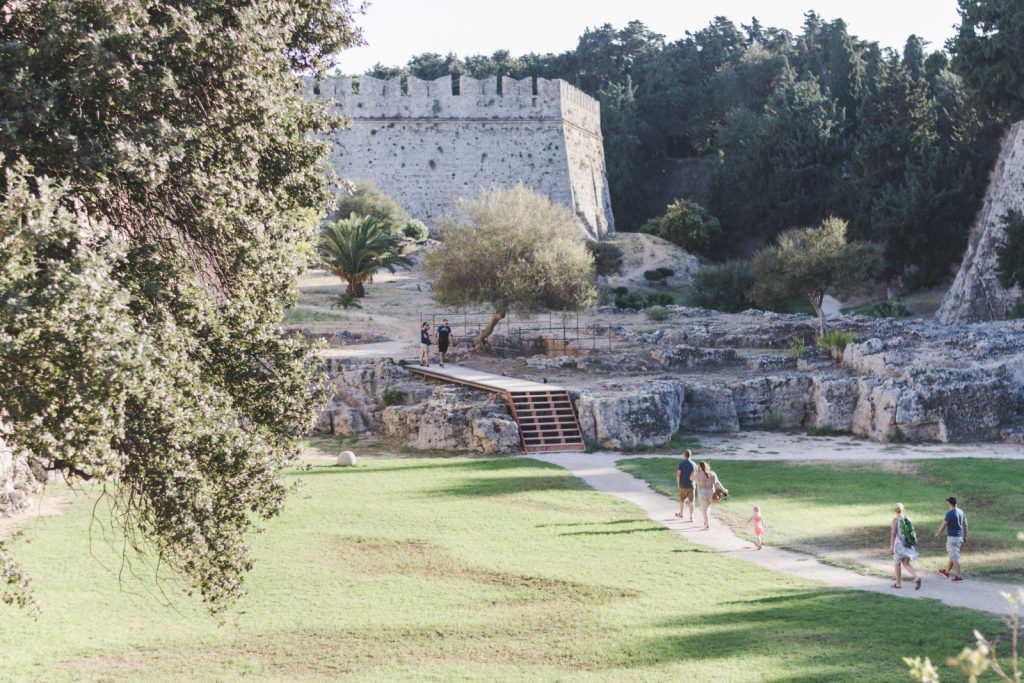 Walking around Rhodes Old Town, Greece - from travel blog http://Epepa.eu
