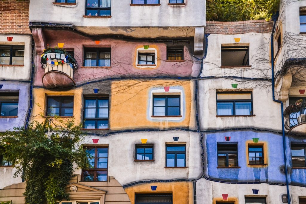 Top 10 strangest buildings in Vienna - from travel blog: http:/Epepa.eu