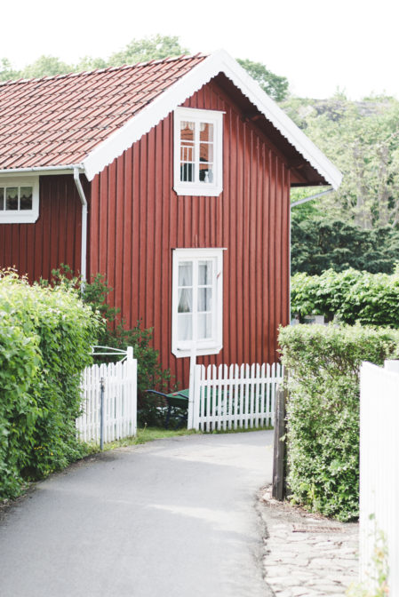 Typowy szwedzki domek na wyspie Köpstadsö, Göteborg