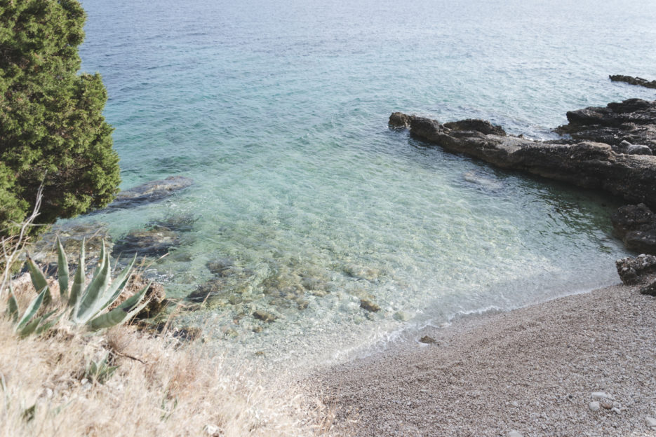The hidden secret beach on Hvar Island, Croatia - from travel blog https://epepa.eu/