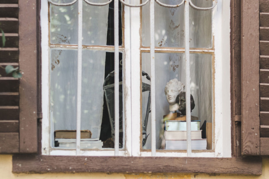 Window in the Old Town, Rhodes, Greece - from travel blog https://epepa.eu/