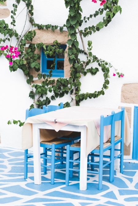 Beautiful Greek restaurant in Rhodes Town, Greece - from travel blog: https://epepa.eu/