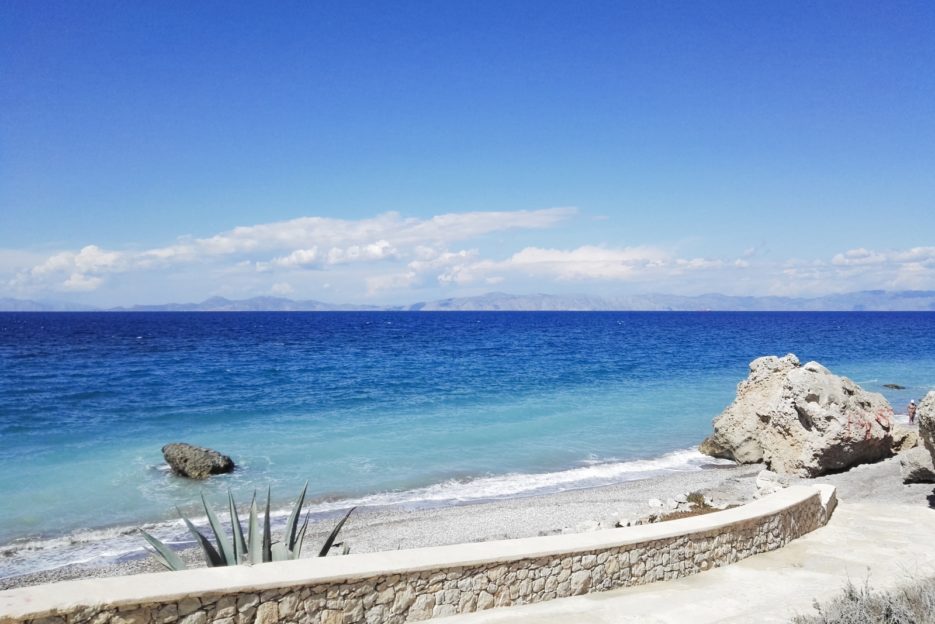 The coastal pathways leading from Rhodes Town to Ixia - from travel blog: https://epepa.eu/