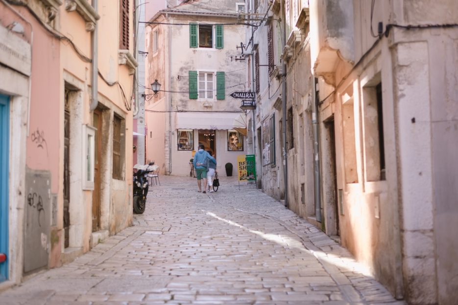 Cobblestone street in Rovinj Old Town, Istria, Croatia - from travel blog https://epepa.eu