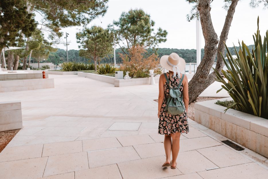 A walk around Čikat bay is one of the best things to do in Cres and Lošinj