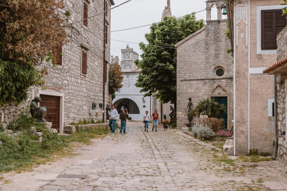 Osor, miejscowość warta odwiedzenia na wyspie Cres w Chorwacji
