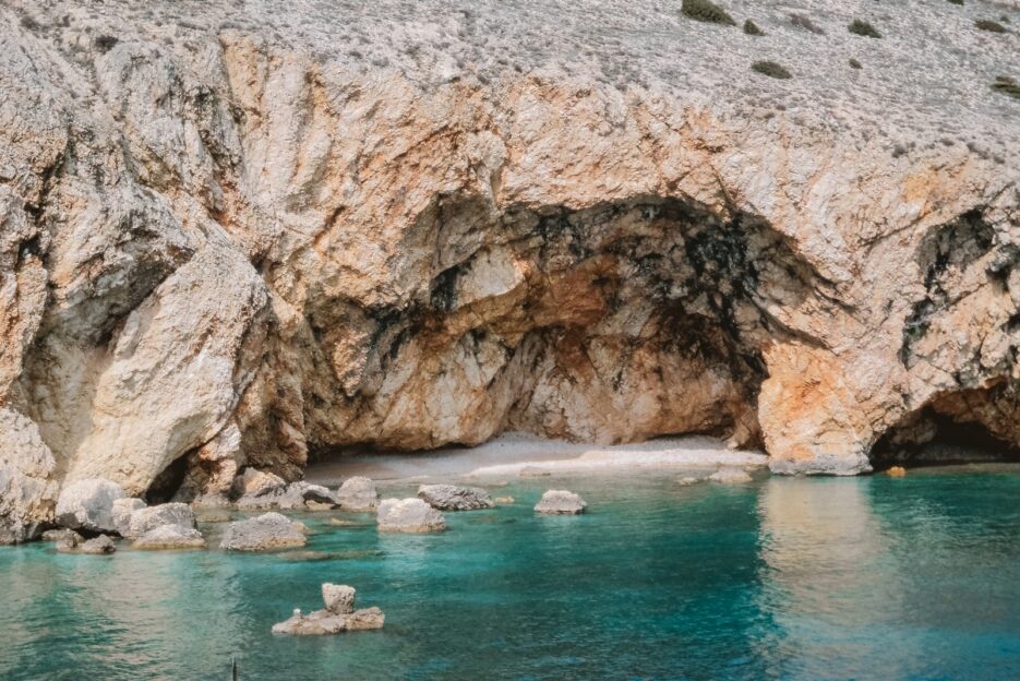 Koromačna, one of the best beaches on Cres