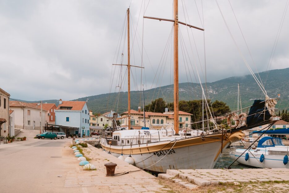 Nerezine, spokojna miejscowość na wyspie Lošinj